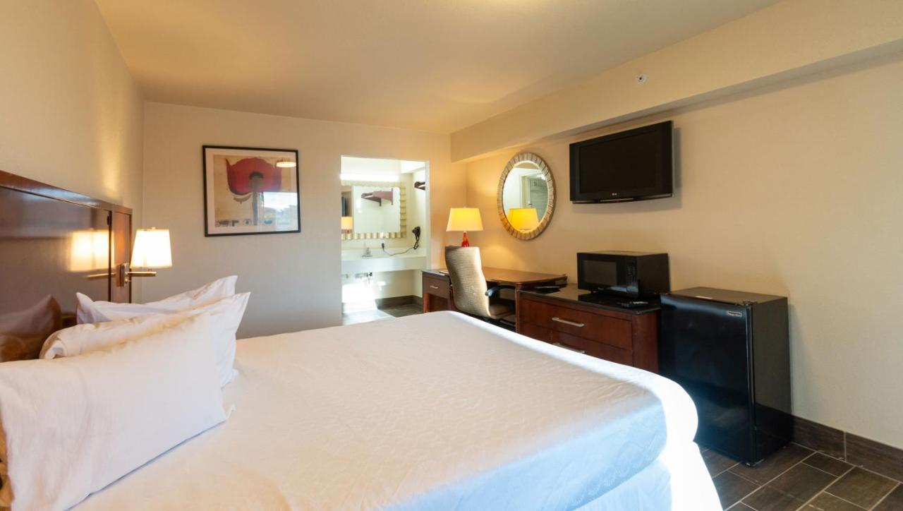 Magnuson Extended Stay And Suites Airport Hotel Irving Exterior photo